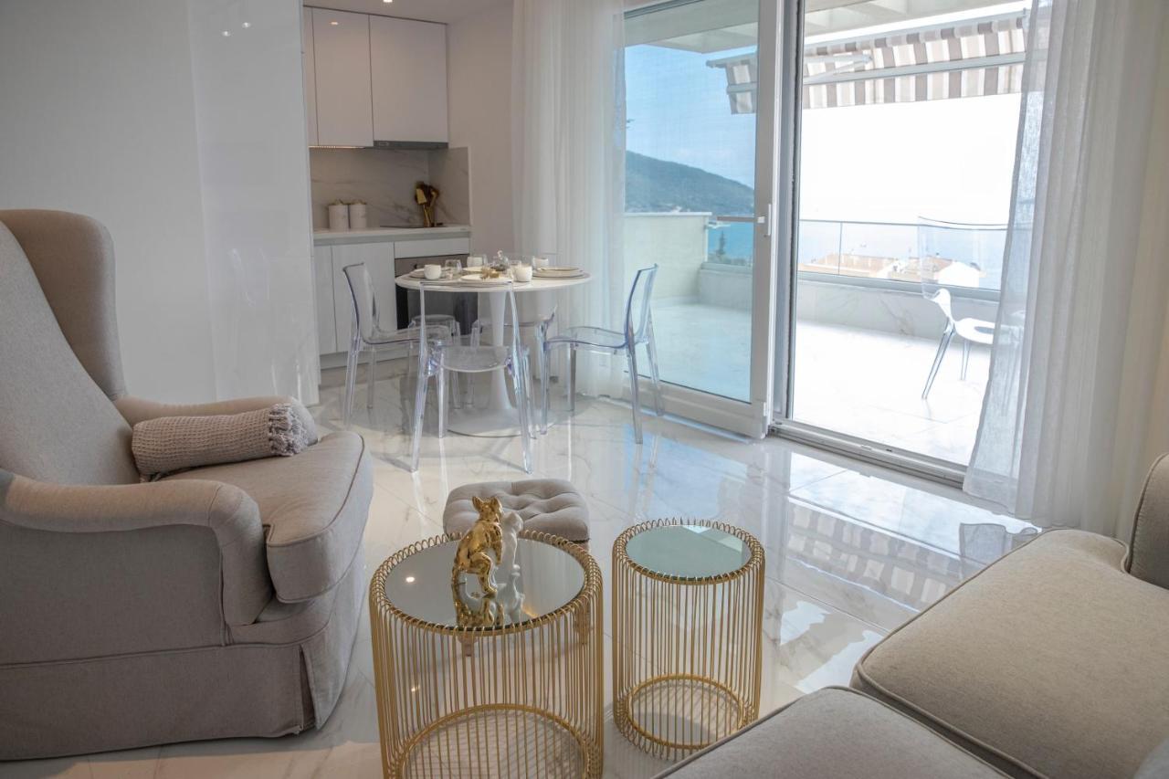 Dk Luxury Suite Néa Péramos Dış mekan fotoğraf