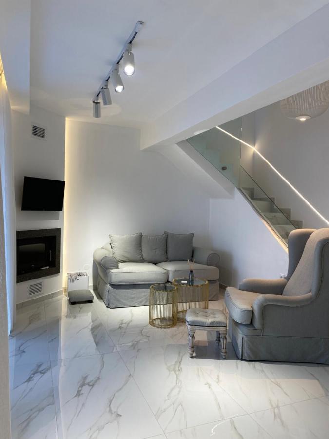 Dk Luxury Suite Néa Péramos Dış mekan fotoğraf
