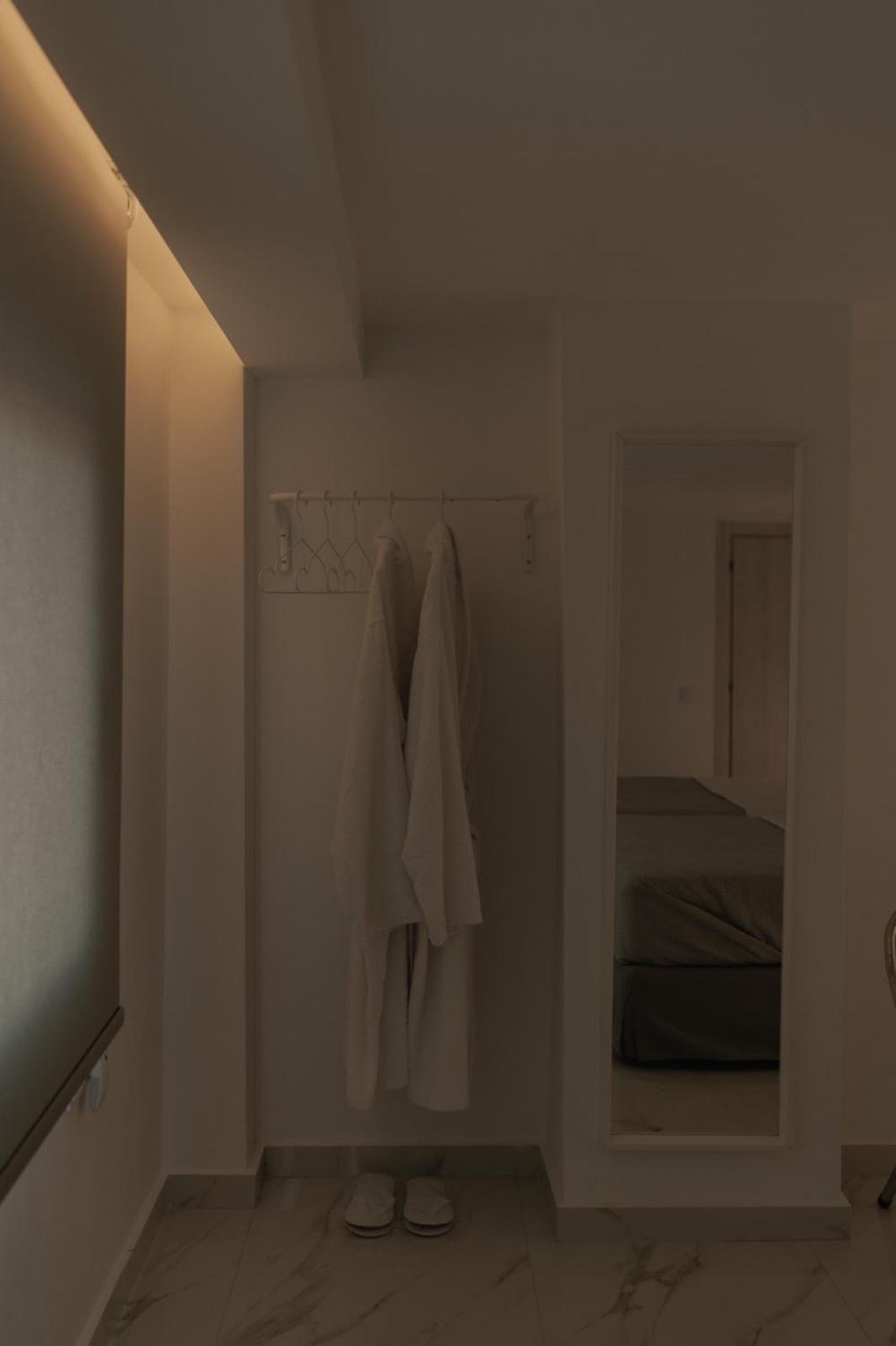 Dk Luxury Suite Néa Péramos Dış mekan fotoğraf