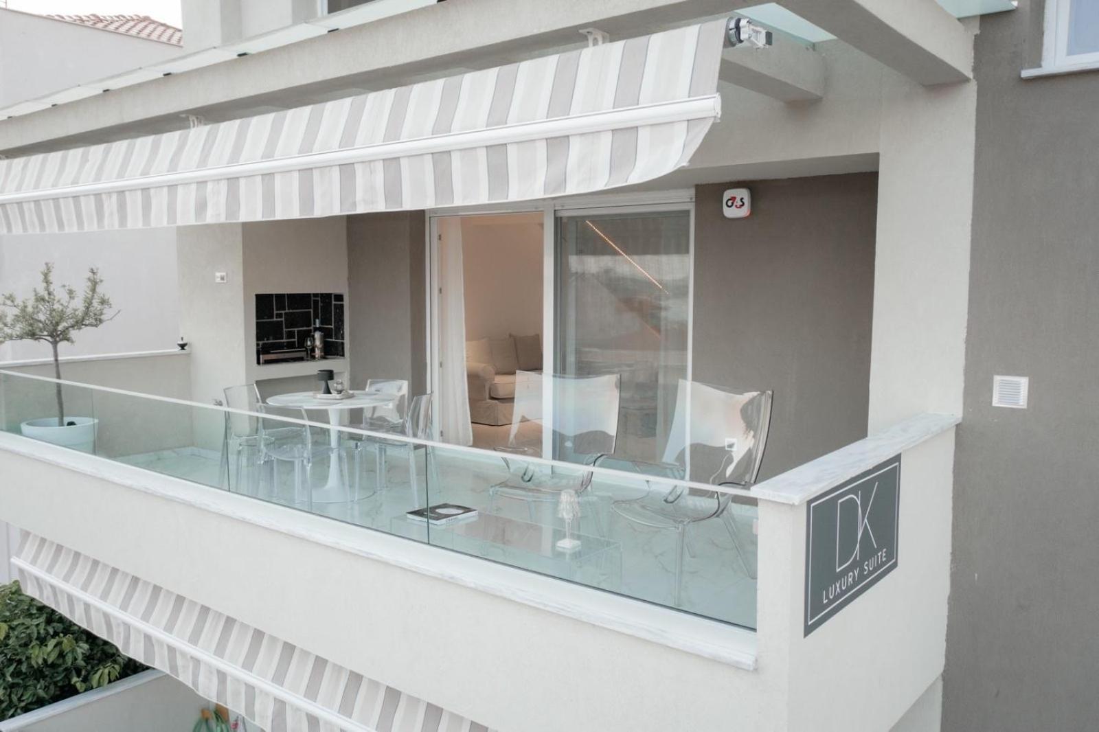Dk Luxury Suite Néa Péramos Dış mekan fotoğraf
